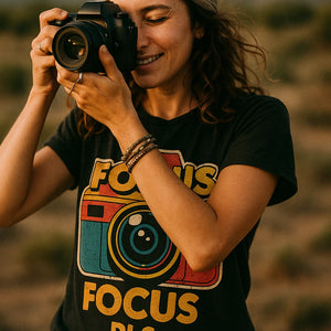 "Focus Pls" black photography on t shirts - also a present for photography lover
